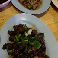 ลาบ ก้อย ซ.นานา