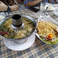 ร้านอาหาร ศรีวรรณ