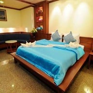 Busyarin Hotel