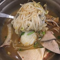 เมนูของร้าน ก๋วยเตี๋ยวหมู นายโข่ง เจ้าเก่า บ้านหม้อ สี่กั๊กพระยาศรี