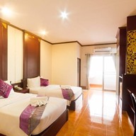 เจอาร์ดี แกรนด์เพลส