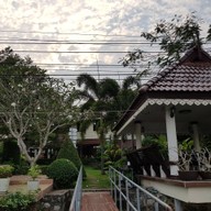 บ้านน้ำเป็น