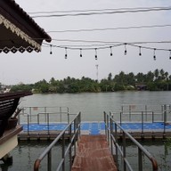 บ้านน้ำเป็น
