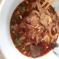 มงคลห่านพะโล้ ชลบุรี