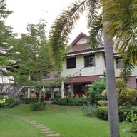 บ้านน้ำเป็น