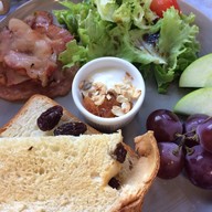 Wanderlust Coffee & Eatery