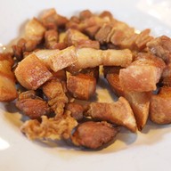 เมนูของร้าน ต๋อง เต็ม โต๊ะ นิมมานเหมินท์ ซอย 13