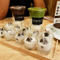 เมนูของร้าน Memorize Brownie - Dessert Cake & Coffee นิมมานเหมินท์ ซอย 12