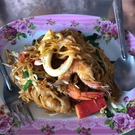 เมนูของร้าน ผัดไทยเส้นจันท์