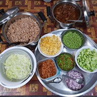 เมนูของร้าน ข้าวคลุกกะปิ ป้าเฉื่อย