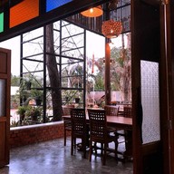 โรงแรมฮักสกลนคร