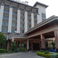 โรงแรม กรีนฮิลล์ พะเยา