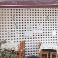 BAKE & BITE แก้วนวรัฐ