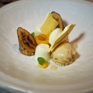 เมนูของร้าน The Reflexions ดิ แอทธินี โฮเทล แบงค็อก