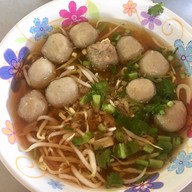 ก๋วยเตี๋ยวลูกชิ้นล้วน 2