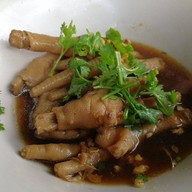 เมนูของร้าน ก๋วยเตี๋ยวไก่ตุ๋น(เครื่องยาจีน) ตระกูลเจี่ย