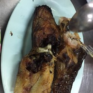เมนูของร้าน ปลาเผารางน้ำ