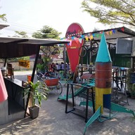 เส้นใหญ่