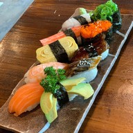Rashobu Teppanyaki & Sushi Cafe