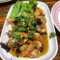 เมนูของร้าน เจ๊ลีกุ้งเผา-ปลาเผา ถนน346  ไทรน้อย