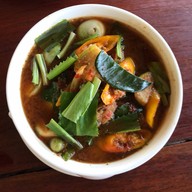 ครัวคุณกุ้งแพริมน้ำ อ่างทอง