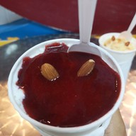 เมนูของร้าน SnoowinG Milk Bingsu กาดสวนแก้ว