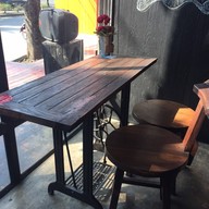 California Barber & Coffee Shop