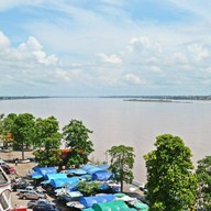 Riverfront Hotel Mukdahan