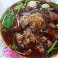 เมนูของร้าน ก๋วยเตี๋ยวเนื้อ สว่างอรุณ (โชคชัย4)