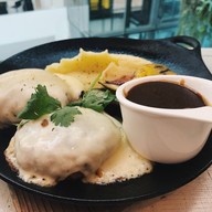 เมนูของร้าน Mokaola Hawaii เอ็มควอเทียร์