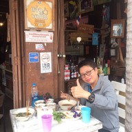 ก๋วยเตี๋ยวหมูเลียงบ้านสะพานไม้