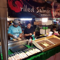 บรรยากาศ ชาบูเสียบไม้  ตลาดนัดสายไหม
