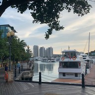 บรรยากาศ Gin Khao Bistro @Sentosa Cove