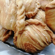 บรรยากาศ กะหรี่ปั๊บ ของทอด ป้าจิ๋ว ประชาราษฎร์บำเพ็ญ ซอย 7