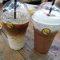 เมนูของร้าน อุ่มเอิบ Coffee