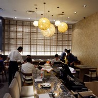 บรรยากาศ Black Cow South Beach Avenue