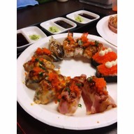 เมนูของร้าน อิสานอินดี้ ซูชิย่างไฟ