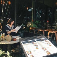 9 สภาชาแฟ