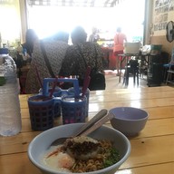 โจ๊ก ข้าวต้ม ต้มเลือดหมู