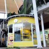 หน้าร้าน Uncle jone's Cake  UD Town อุดรธานี