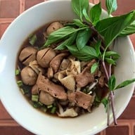 เมนูของร้าน ฟาอิซเตี๋ยวเรือ