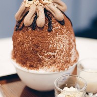 Food or drink of White Day Patisserie Siam Center