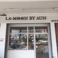La-moon by Aun