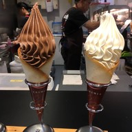 เมนูของร้าน Cremia Miraiza Ōsaka-jō