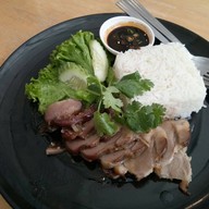 อบอิ่ม