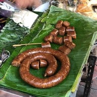 แม่ติ๋ว ไส้กรอก-ปลาแนม