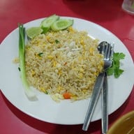 เมนูของร้าน ข้าวผัดปูเมืองทอง 1 สาขาเลียบทางด่วนรามอินทรา