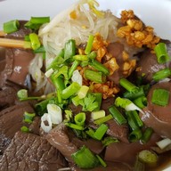 เมนูของร้าน ก๋วยเตี๋ยวเป็ด เจ้าเก่าตลาดสวนหลวง(จุฬาฯ 18)