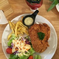 เมนูของร้าน ก๋วยเตี๋ยวไก่โอ๊กกก เลียบคลองทวีวัฒนา