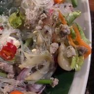 เมนูของร้าน สวนอาหารบ้านพลอย